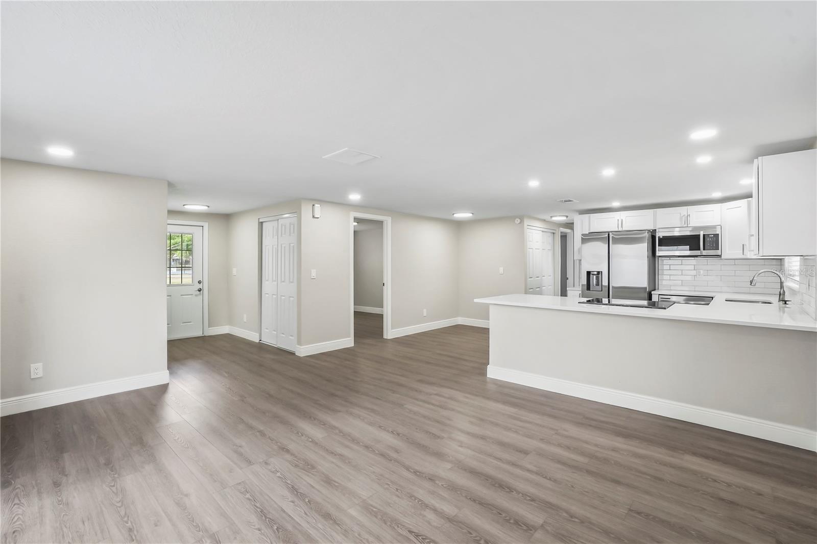 APOLLO BEACH UNIT TWO - Residential