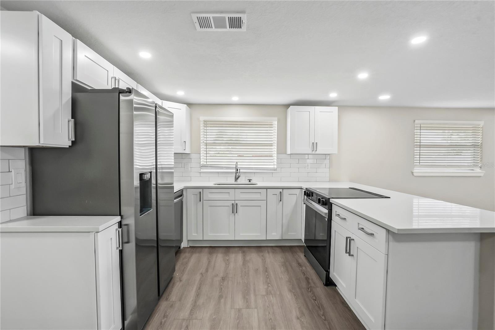 APOLLO BEACH UNIT TWO - Residential