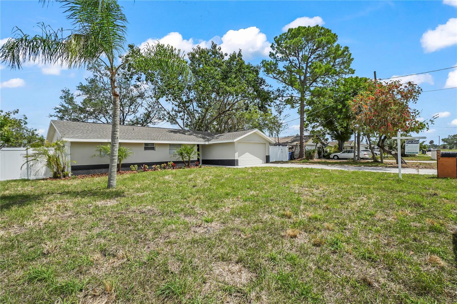 APOLLO BEACH UNIT TWO - Residential