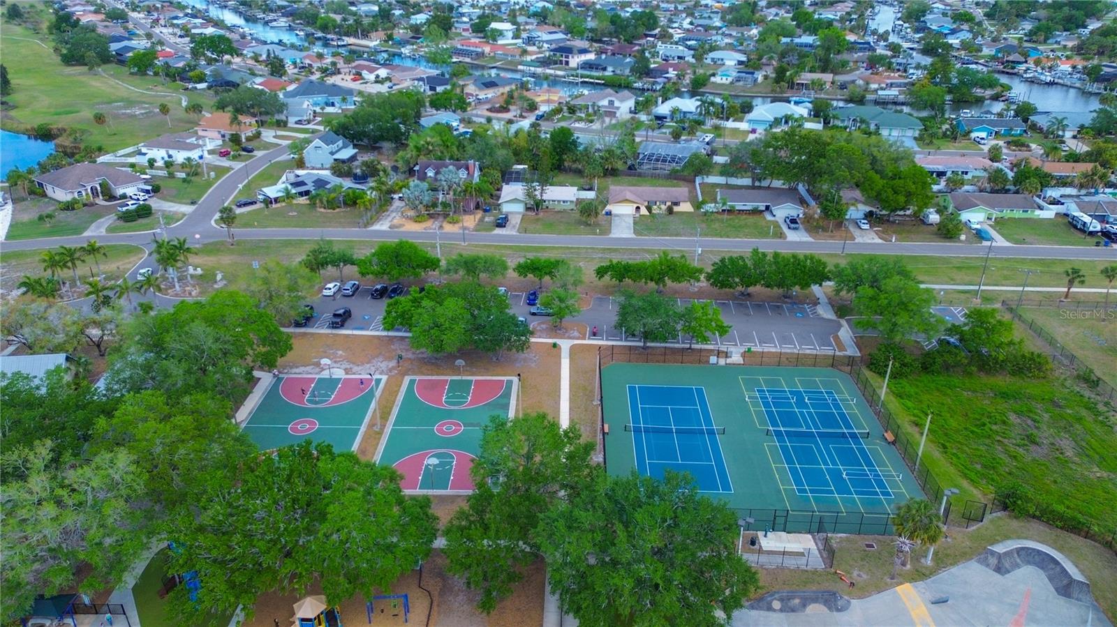 APOLLO BEACH UNIT TWO - Residential