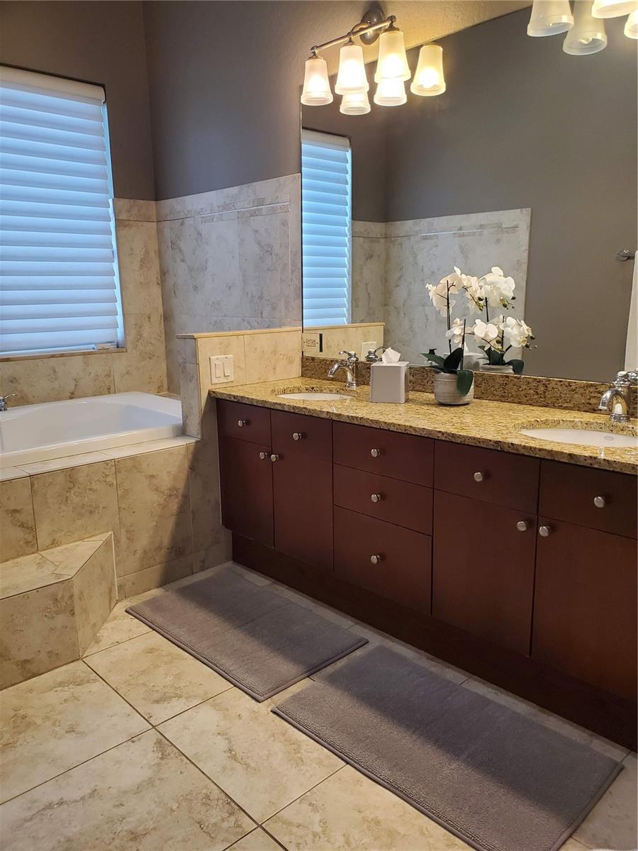 ASBURY PARK VILLAS & TOWNHOU - Residential