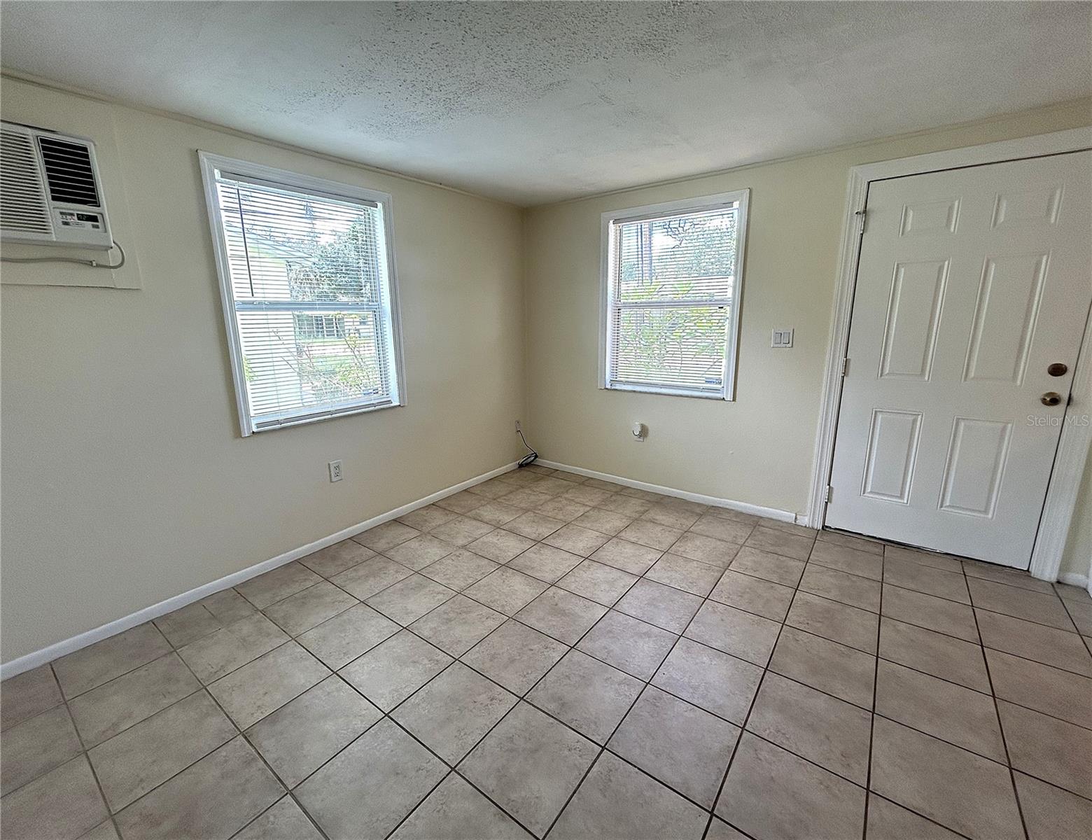 ENGLEWOOD OF - Residential Lease