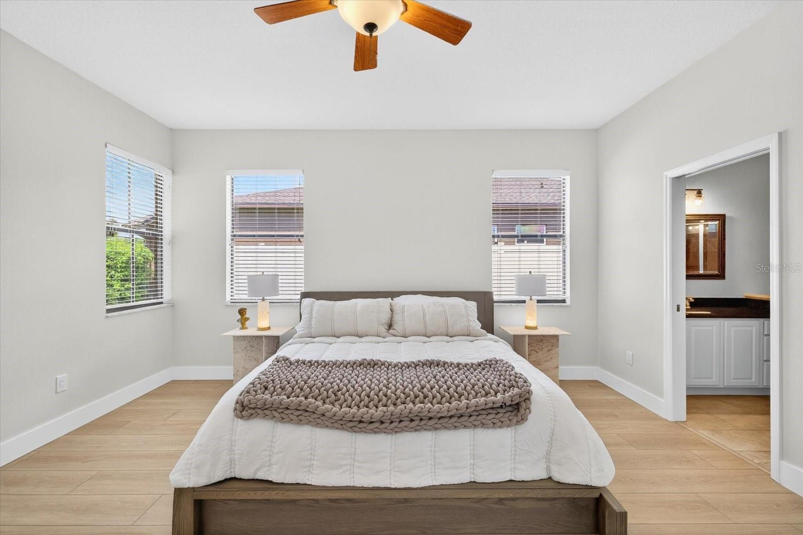 SILVER LAKES - Residential