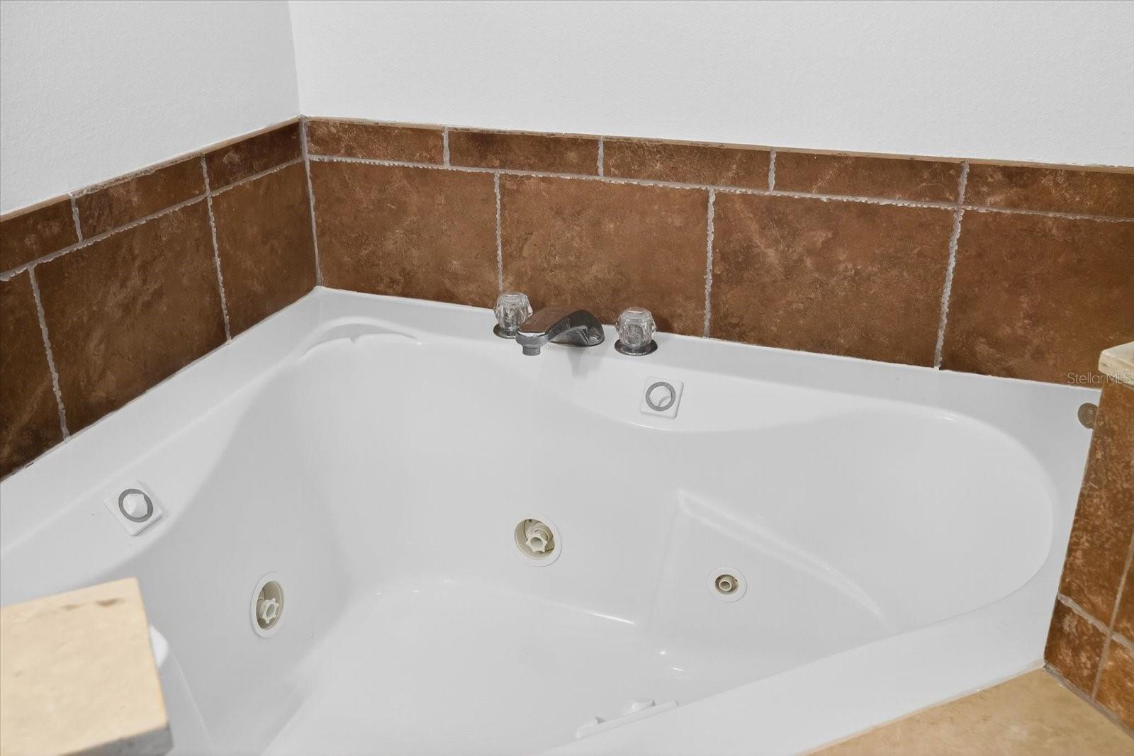 SILVER LAKES - Residential