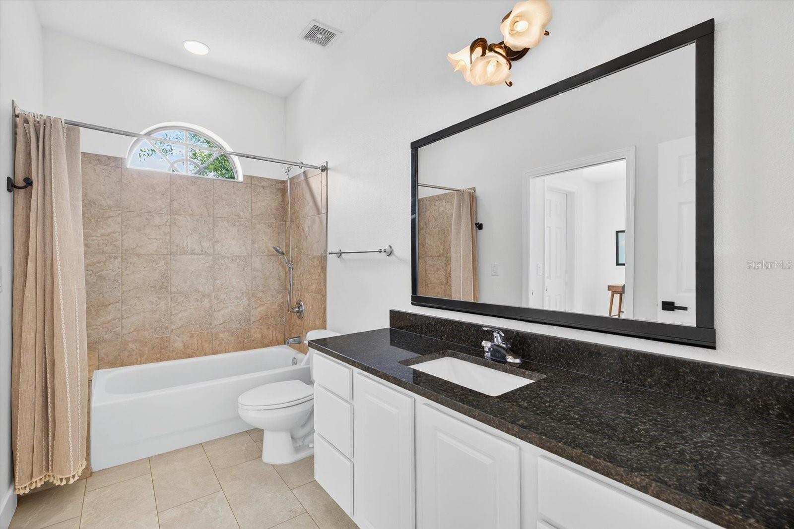 SILVER LAKES - Residential