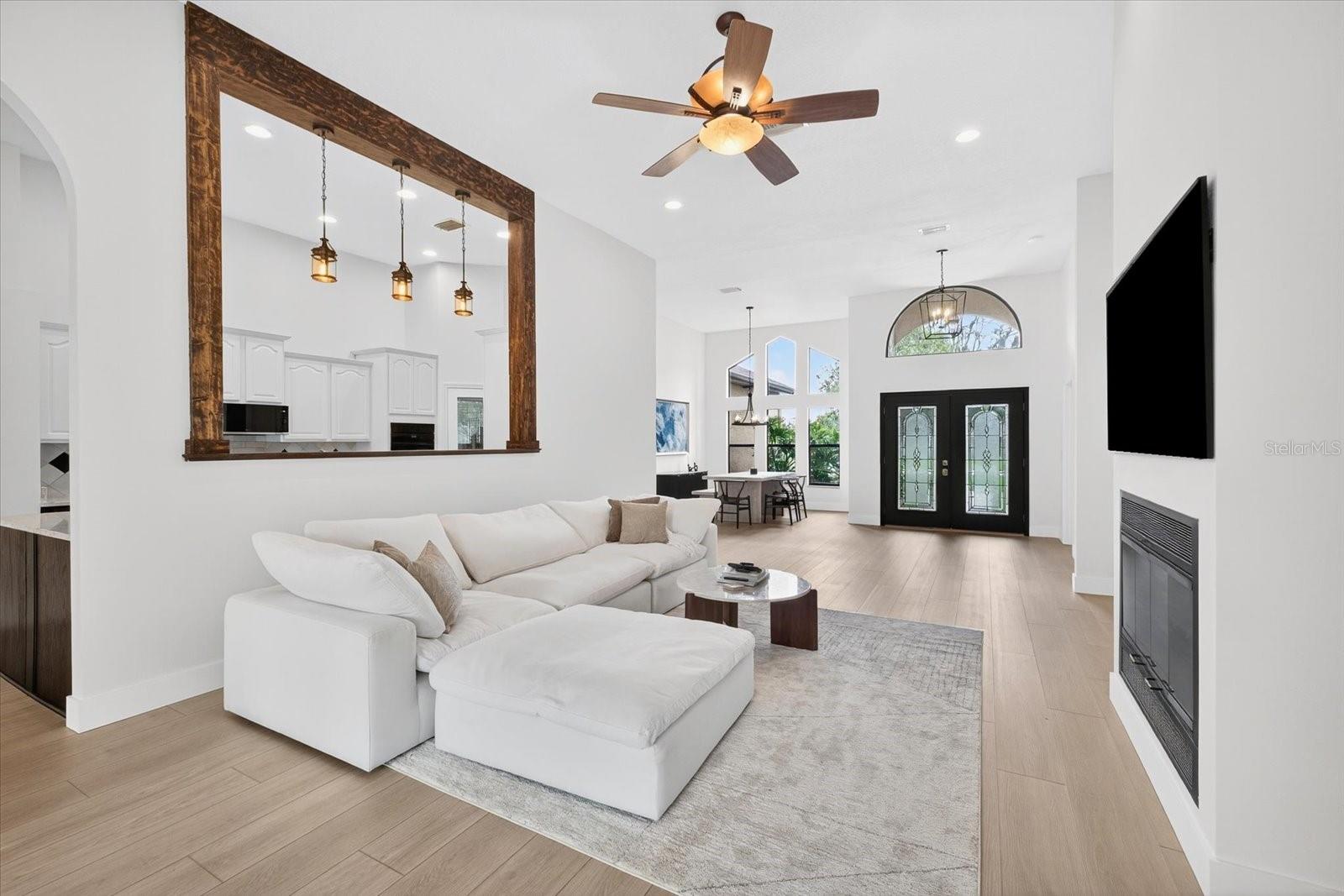 SILVER LAKES - Residential