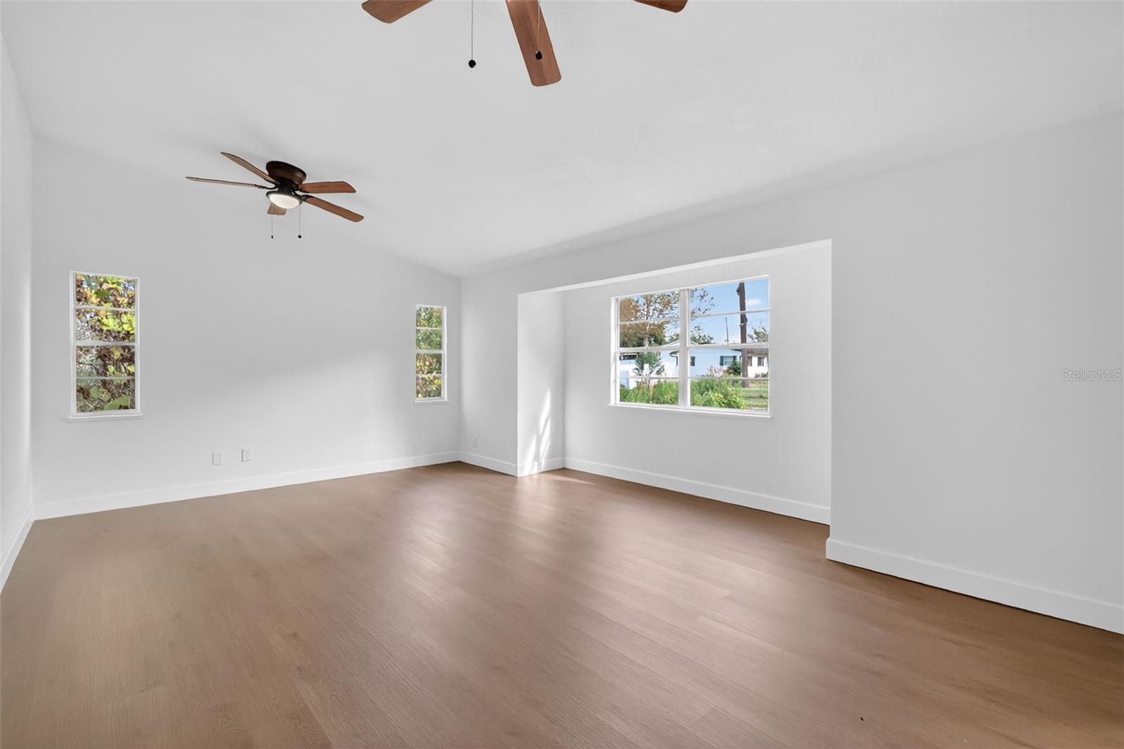 LAKE BRANTLEY ISLES 2ND ADD - Residential