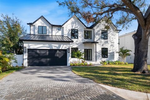 A home in TAMPA