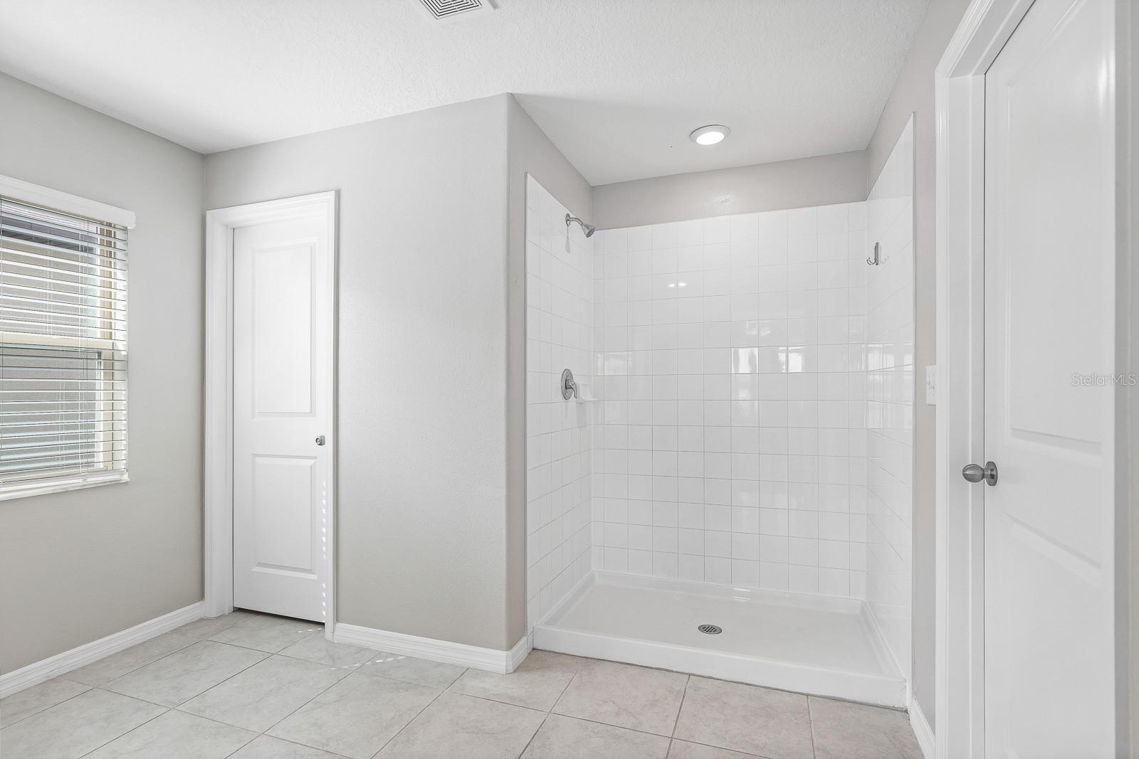 OSPREY RESERVE - Residential Lease