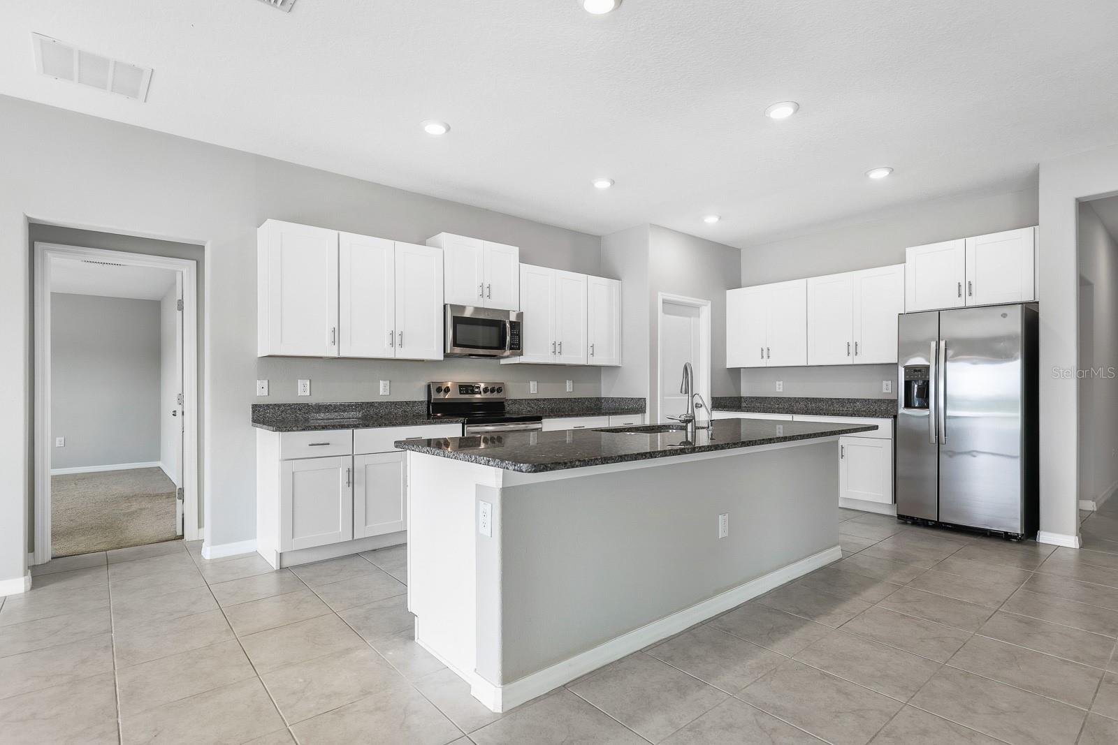 OSPREY RESERVE - Residential Lease