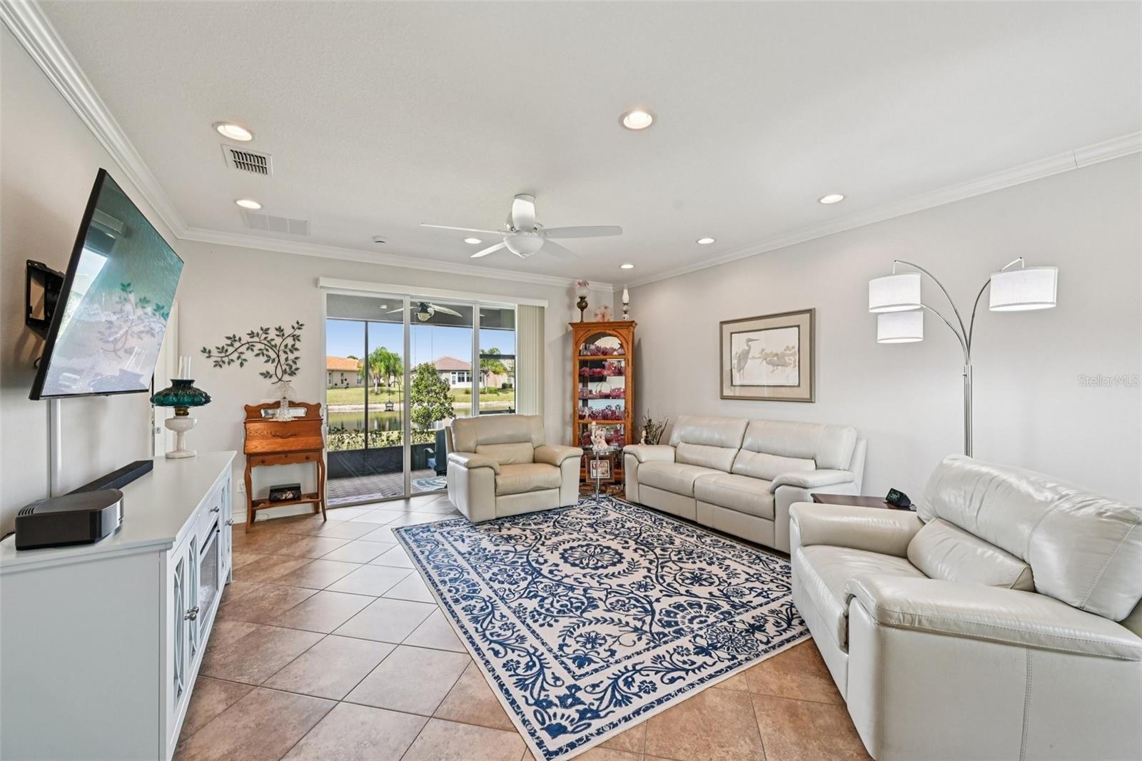 VALENCIA LAKES TR N - Residential