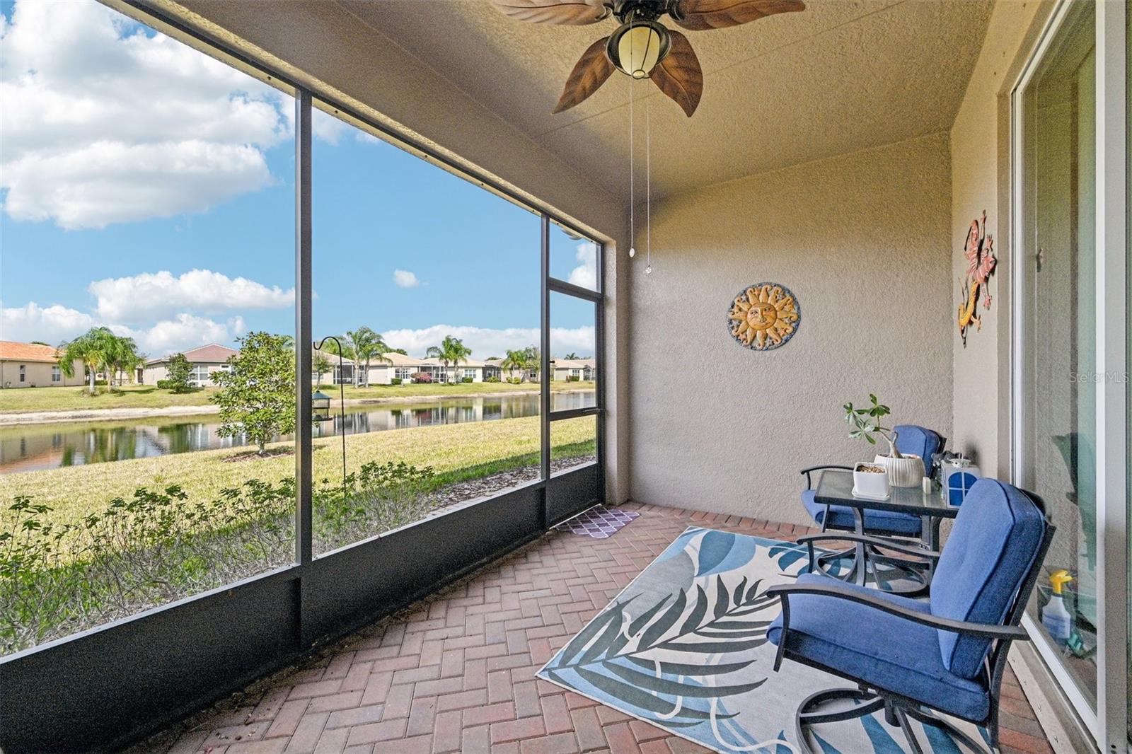 VALENCIA LAKES TR N - Residential