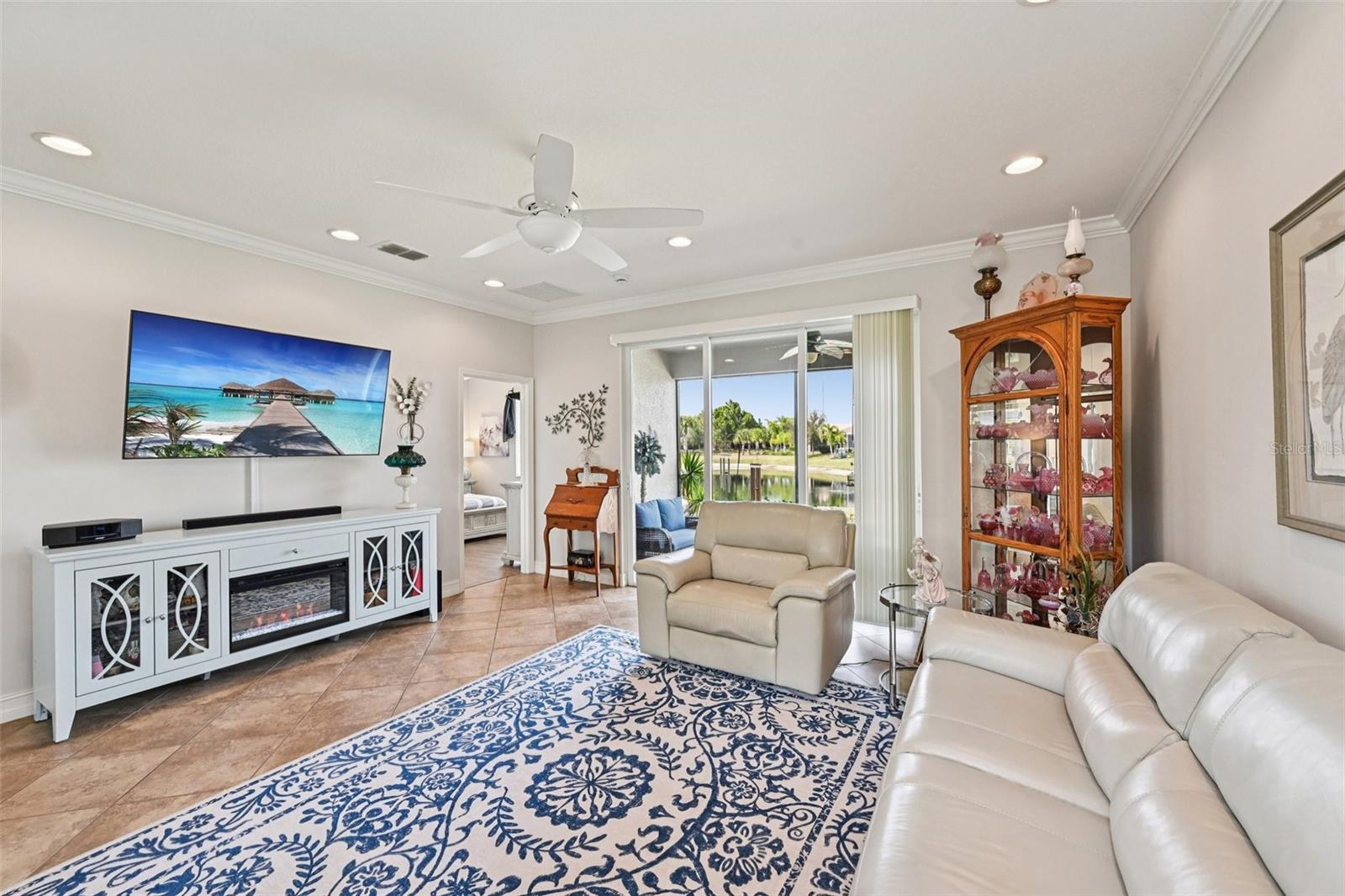 VALENCIA LAKES TR N - Residential