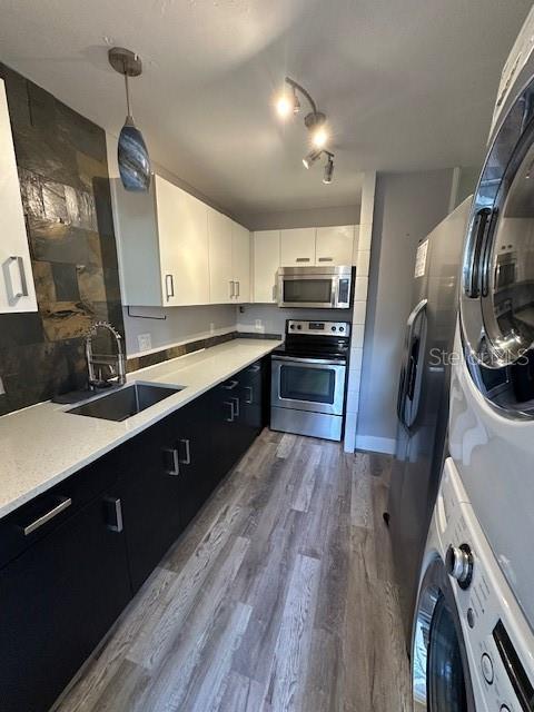 LUCERNE HEIGHTS - Residential Lease