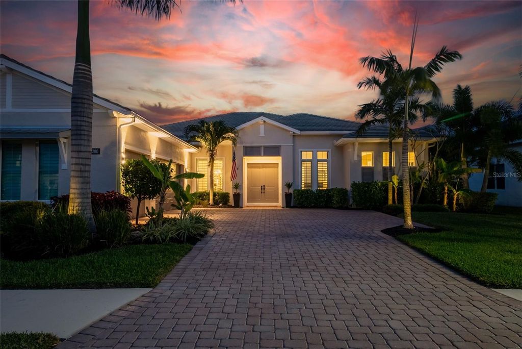 Photo of 8280 Redonda Loop, Lakewood Ranch, FL 34202 (MLS # A4676403)