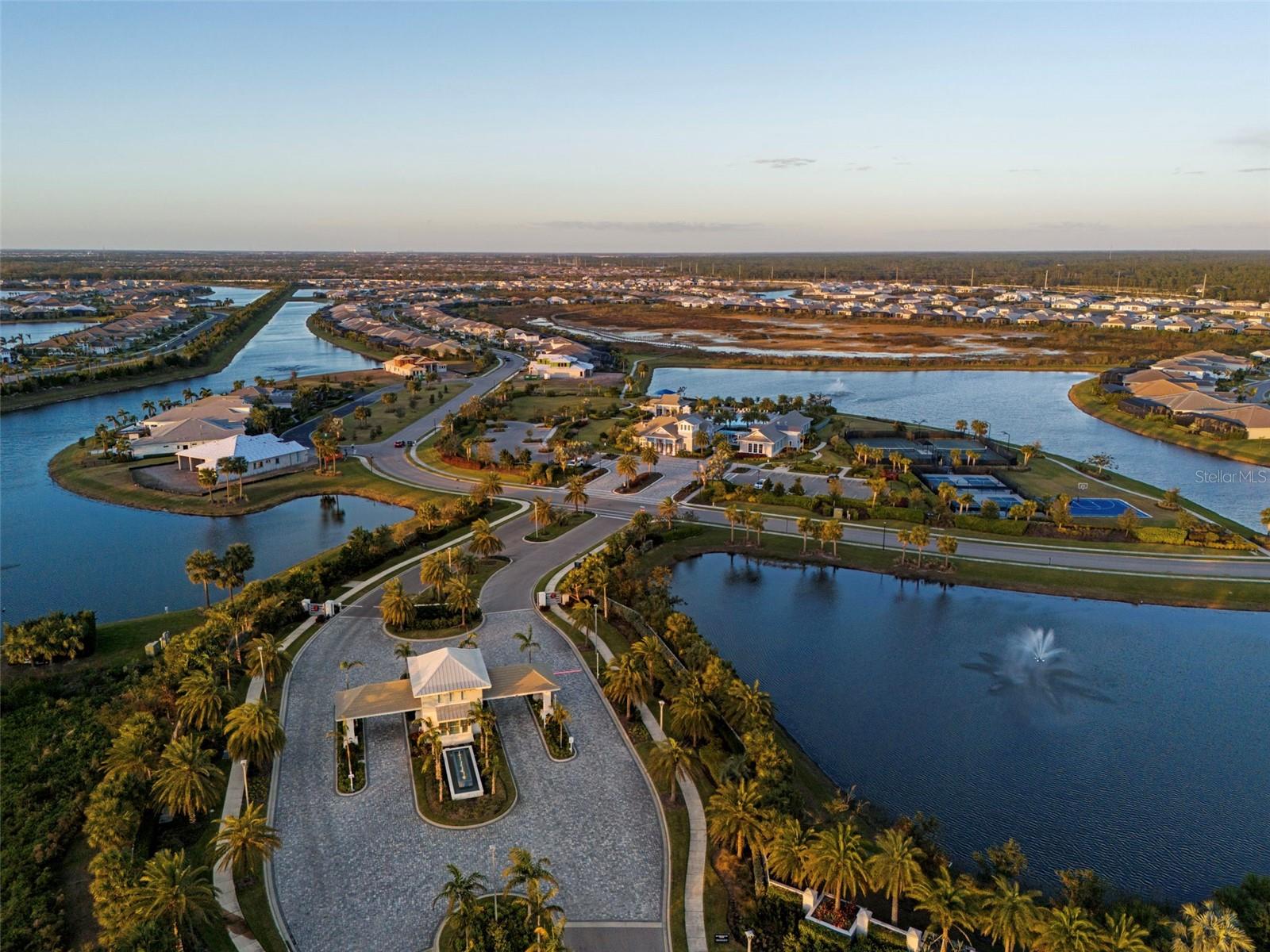 ISLES AT LAKEWOOD RANCH - Residential