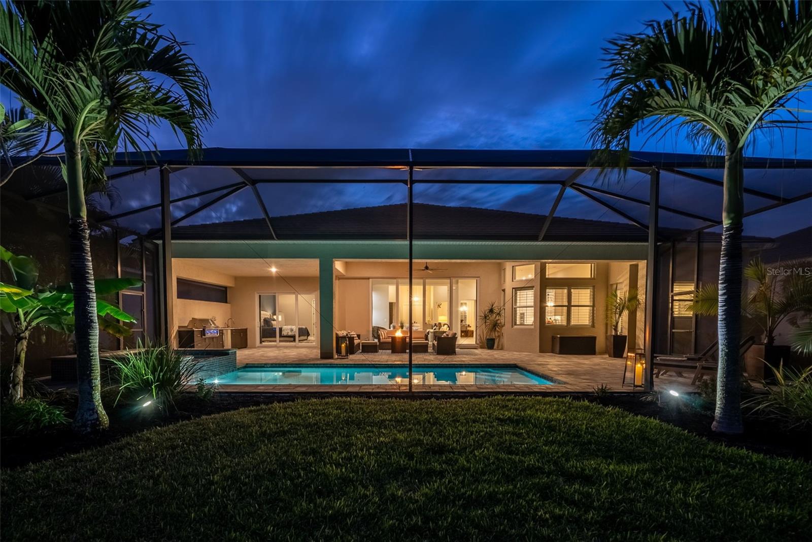 ISLES AT LAKEWOOD RANCH - Residential