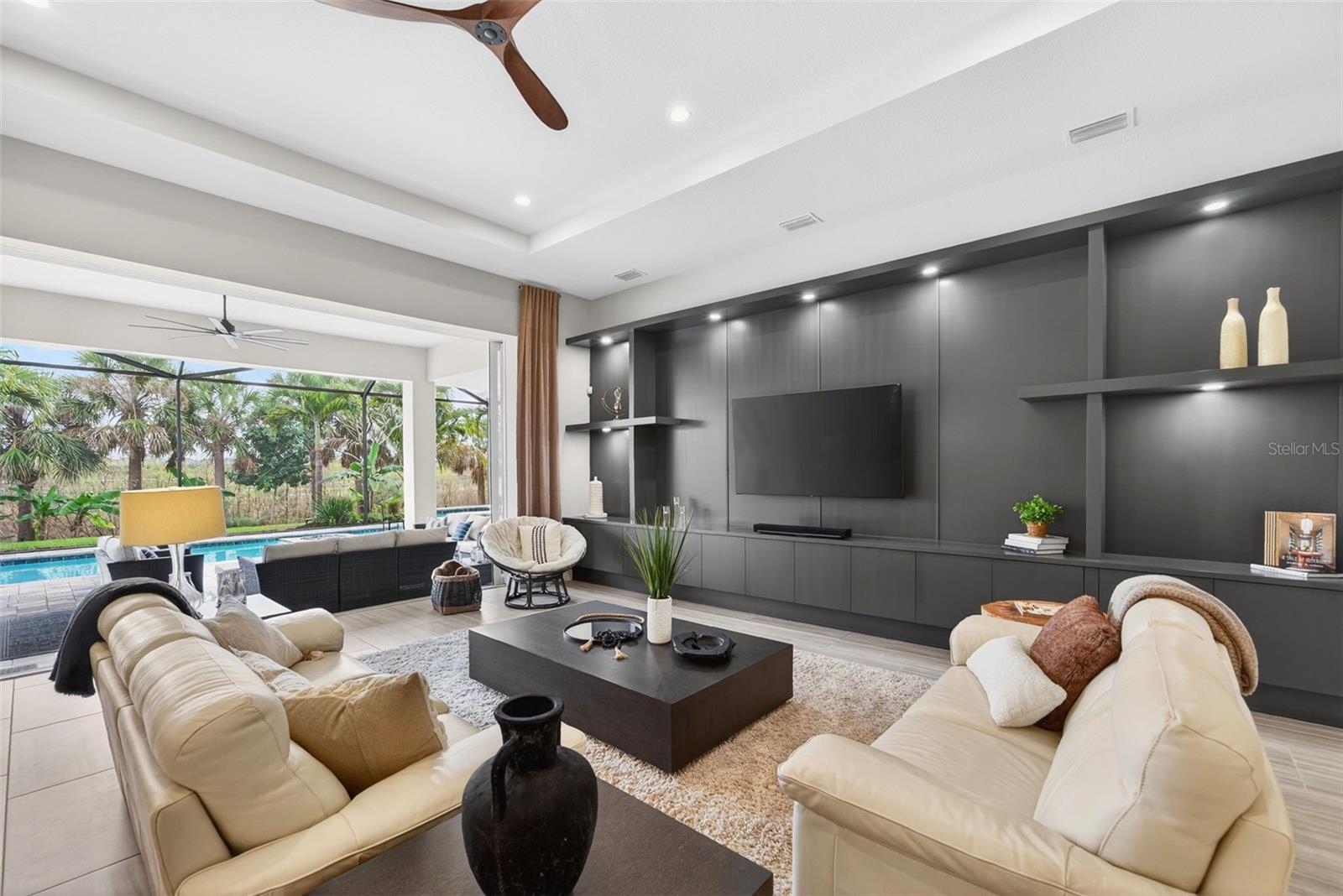 ISLES AT LAKEWOOD RANCH - Residential