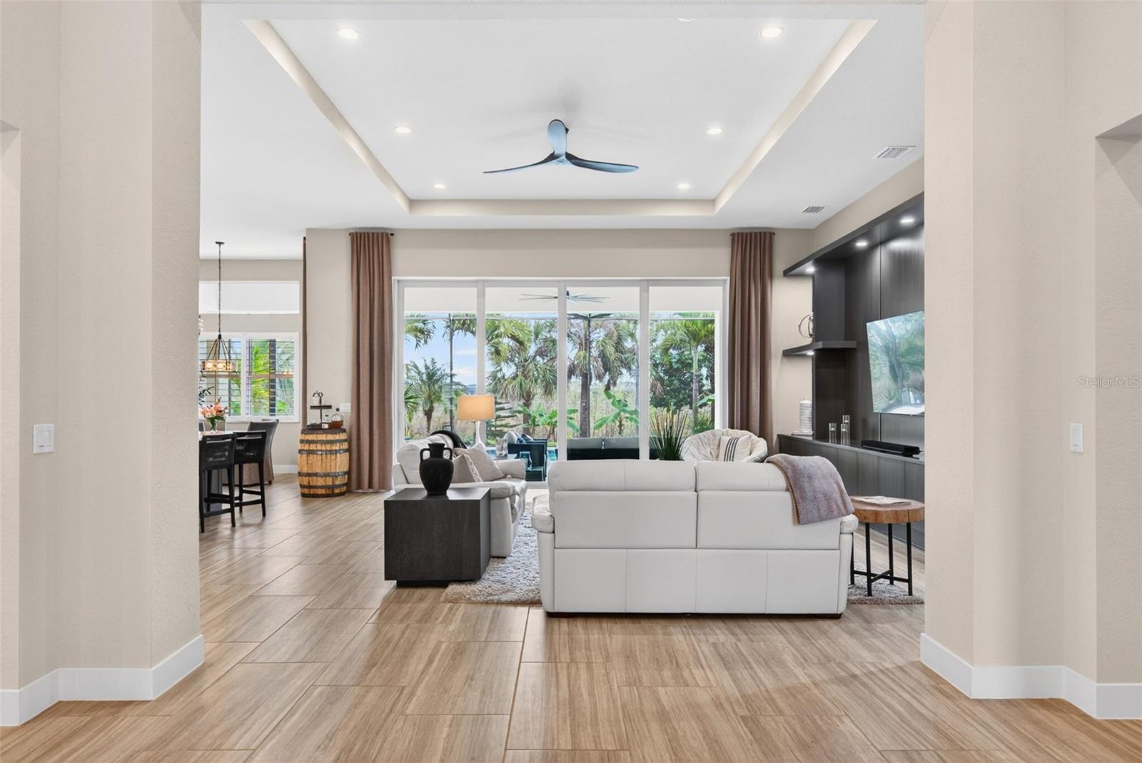 ISLES AT LAKEWOOD RANCH - Residential