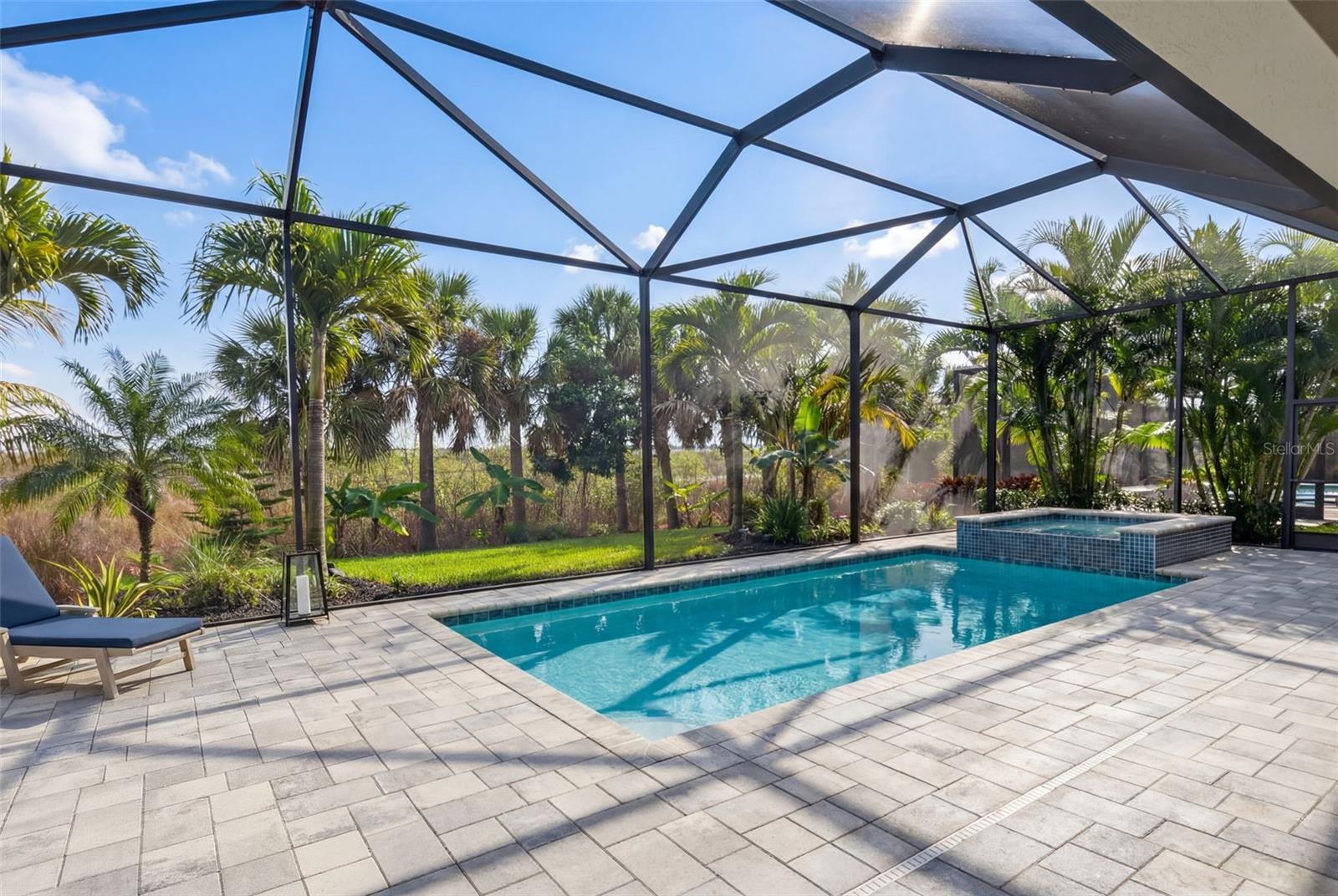 ISLES AT LAKEWOOD RANCH - Residential