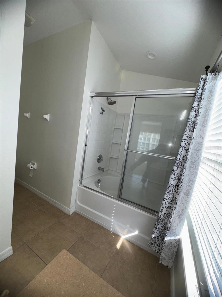 CARTER GLEN - Residential Lease