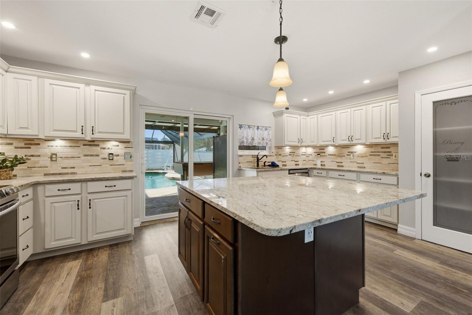 Search Properties for Sale 3 847 S VENICE BOULEVARD