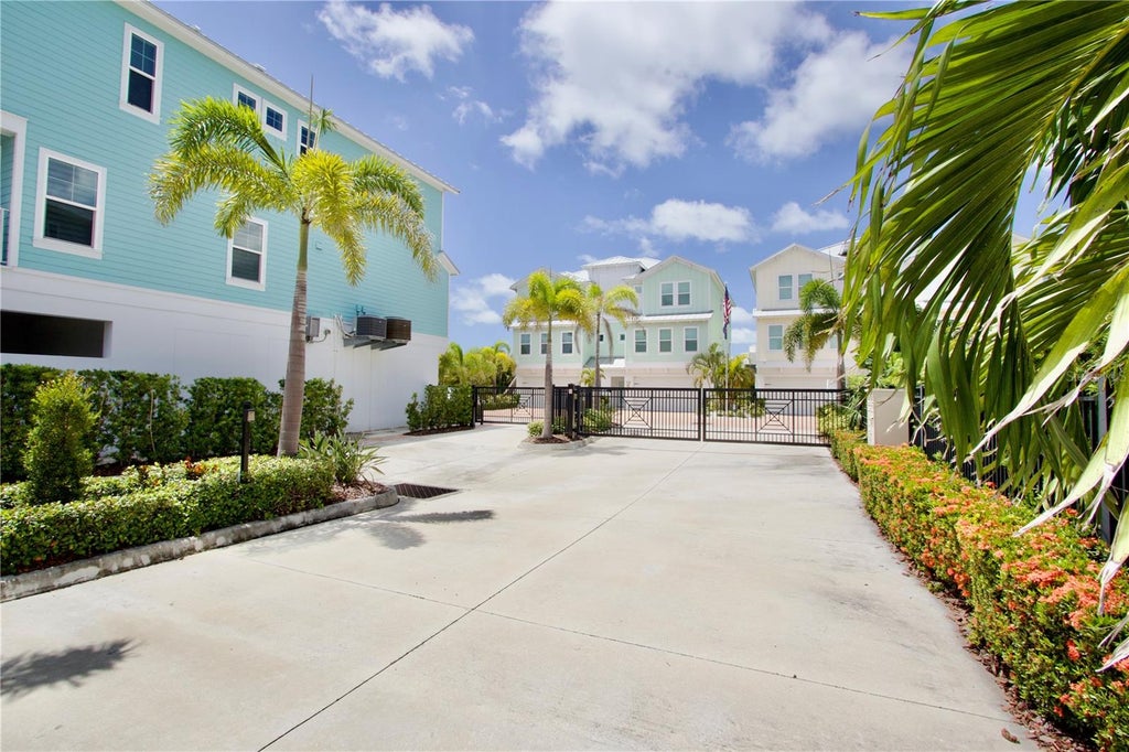 Photo of 602 Sea Court, Dunedin, FL 34698 (MLS # W7889273)