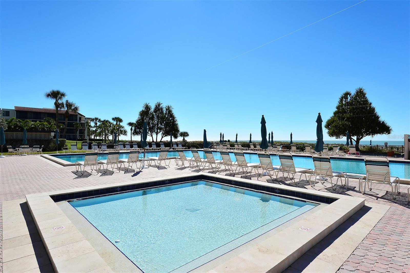 SEAPLACE III - Residential