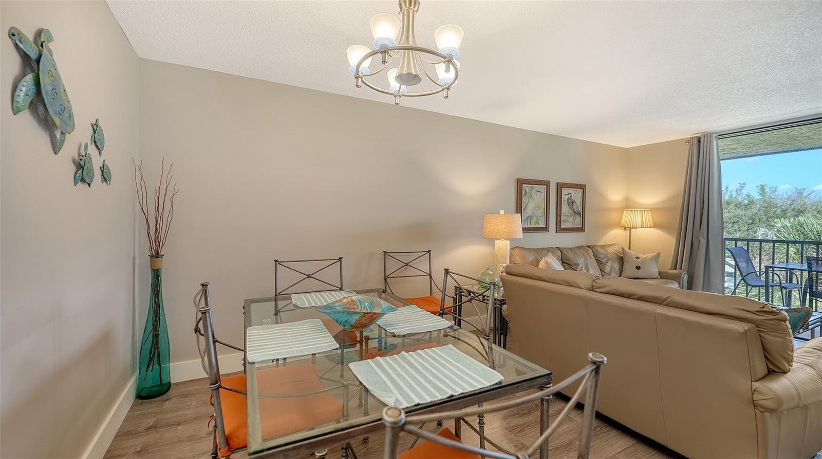 SEAPLACE III - Residential