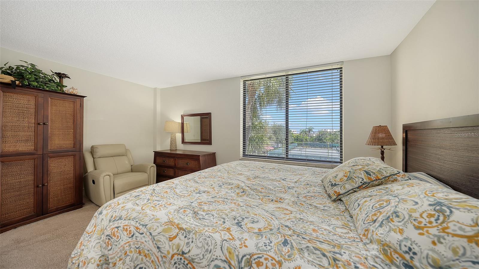 SEAPLACE III - Residential