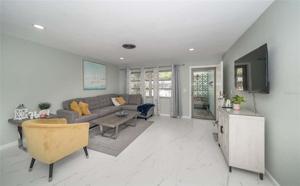 Photo of 2063 Dunston Cove Road, Clearwater, FL 33755 (MLS # TB8524672)