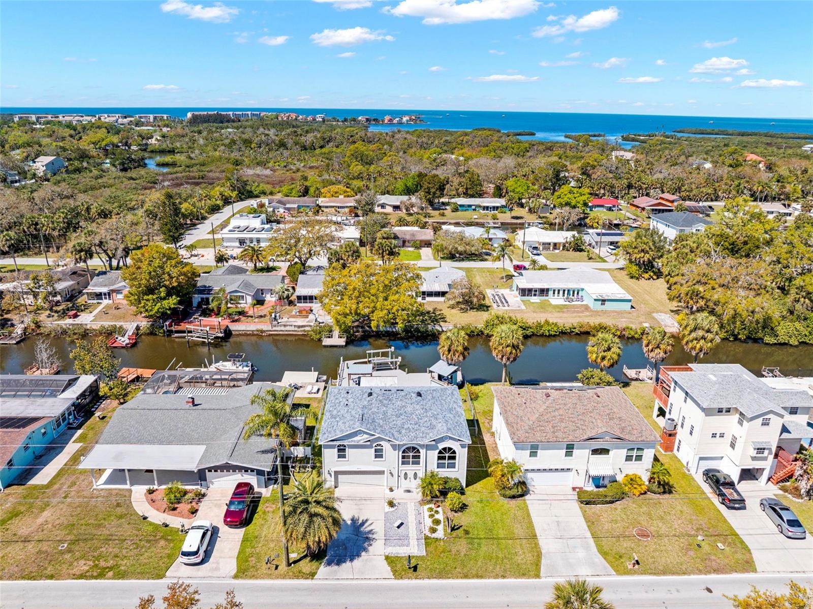 MARTHAS VINEYARD - Residential