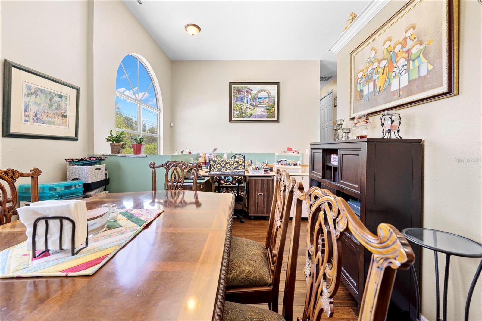 MARTHAS VINEYARD - Residential