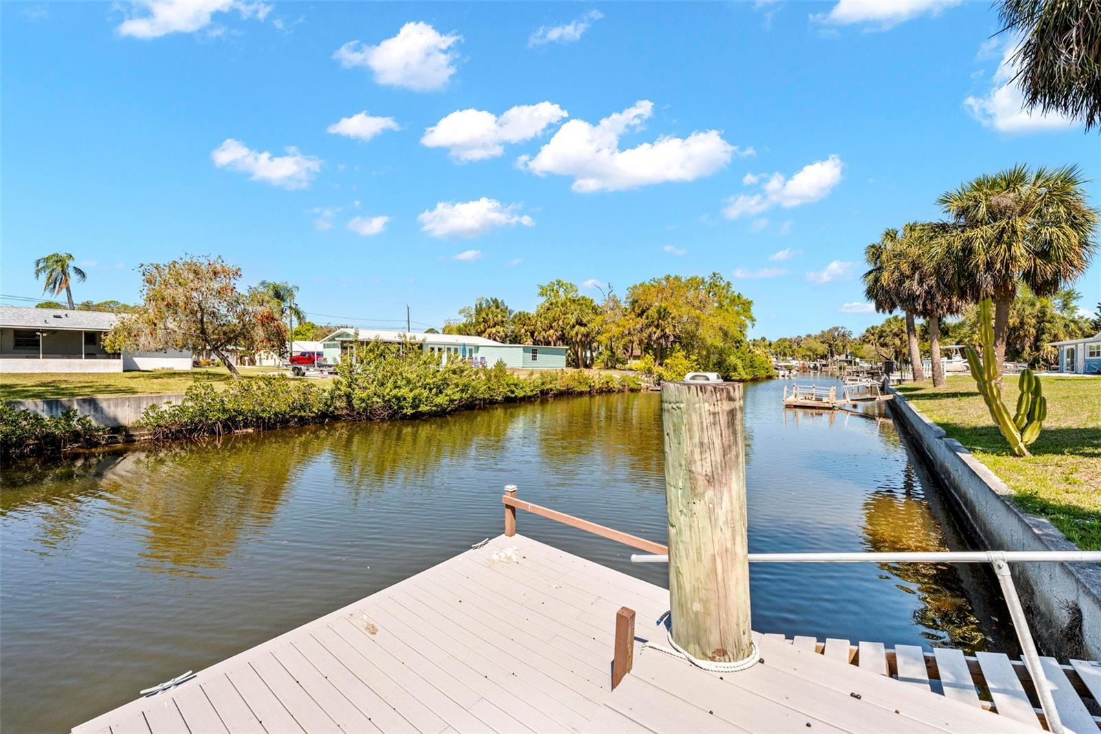 MARTHAS VINEYARD - Residential