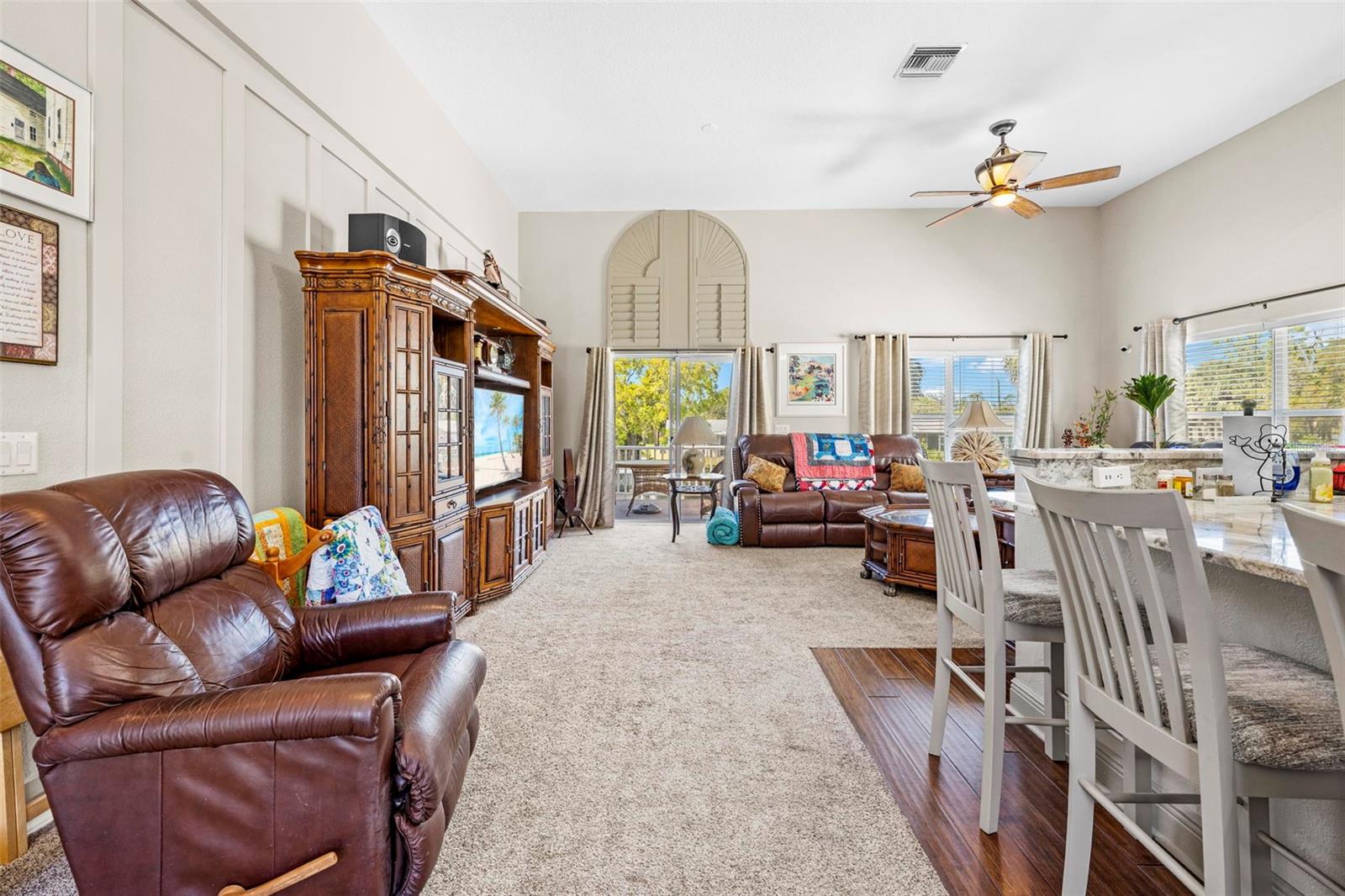 MARTHAS VINEYARD - Residential