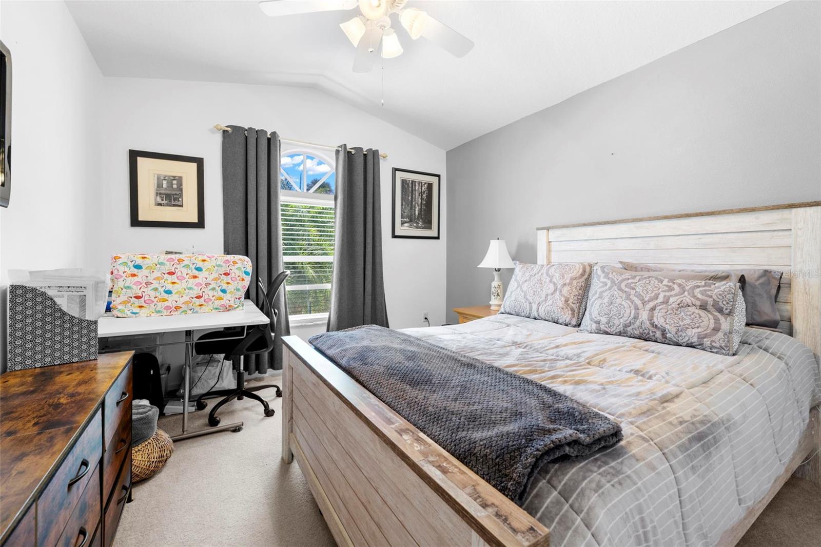 MARTHAS VINEYARD - Residential