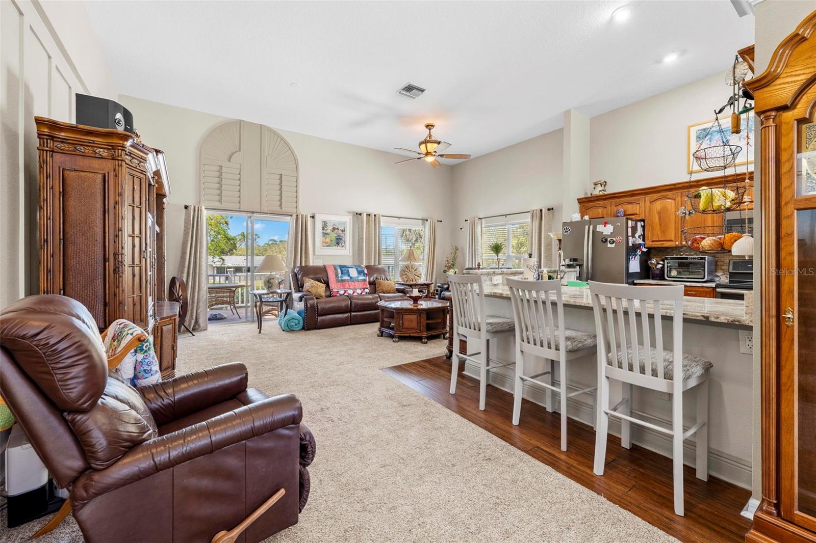 MARTHAS VINEYARD - Residential