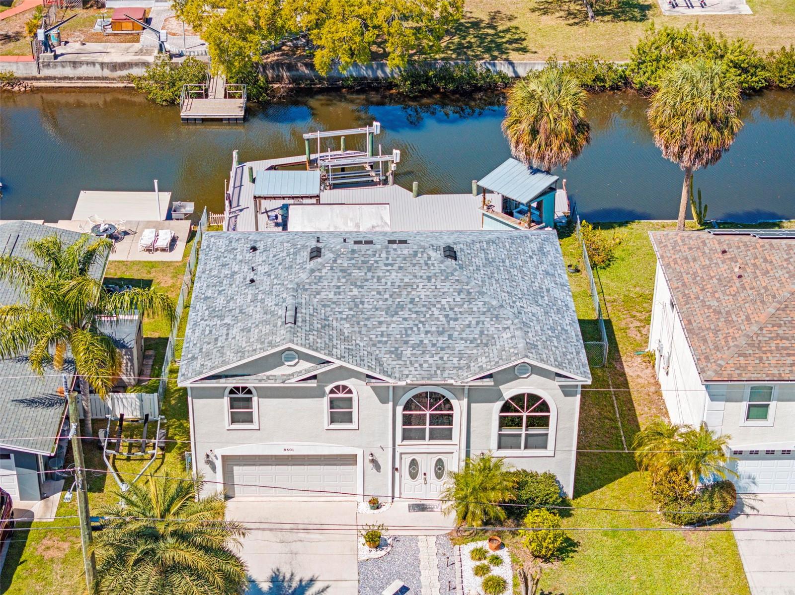 MARTHAS VINEYARD - Residential