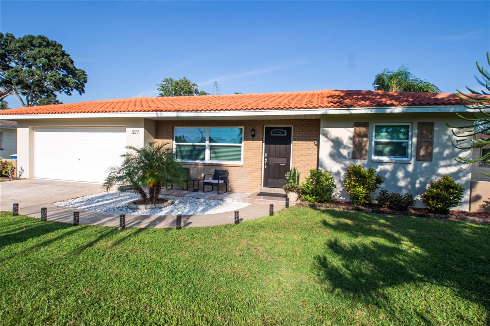 1277 DRIFTWOOD AVENUE