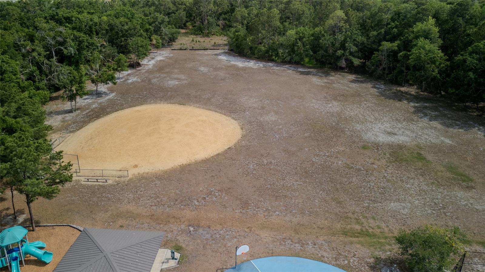 FAWN RIDGE VILLAGE H UN 2 - Residential