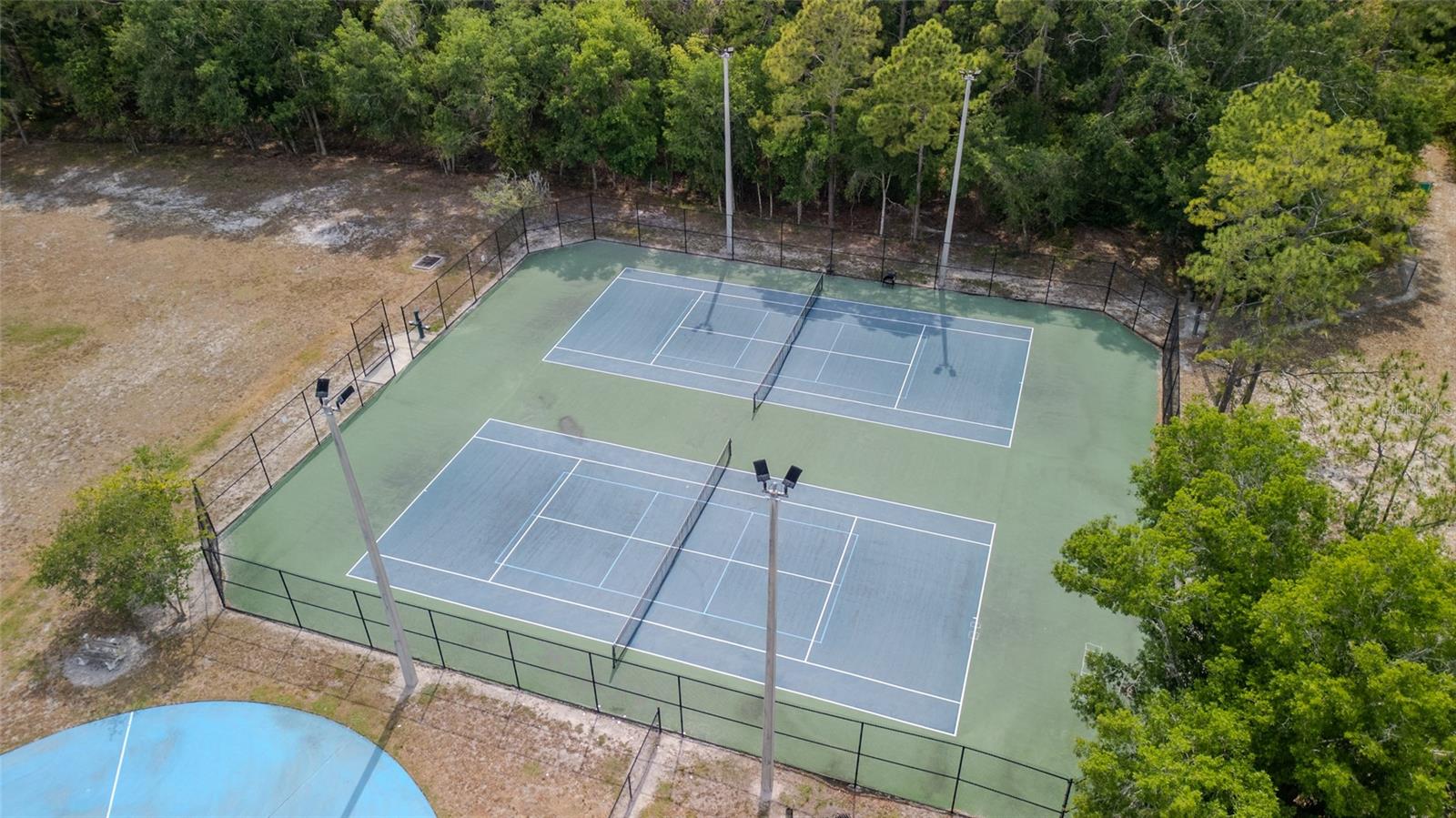 FAWN RIDGE VILLAGE H UN 2 - Residential