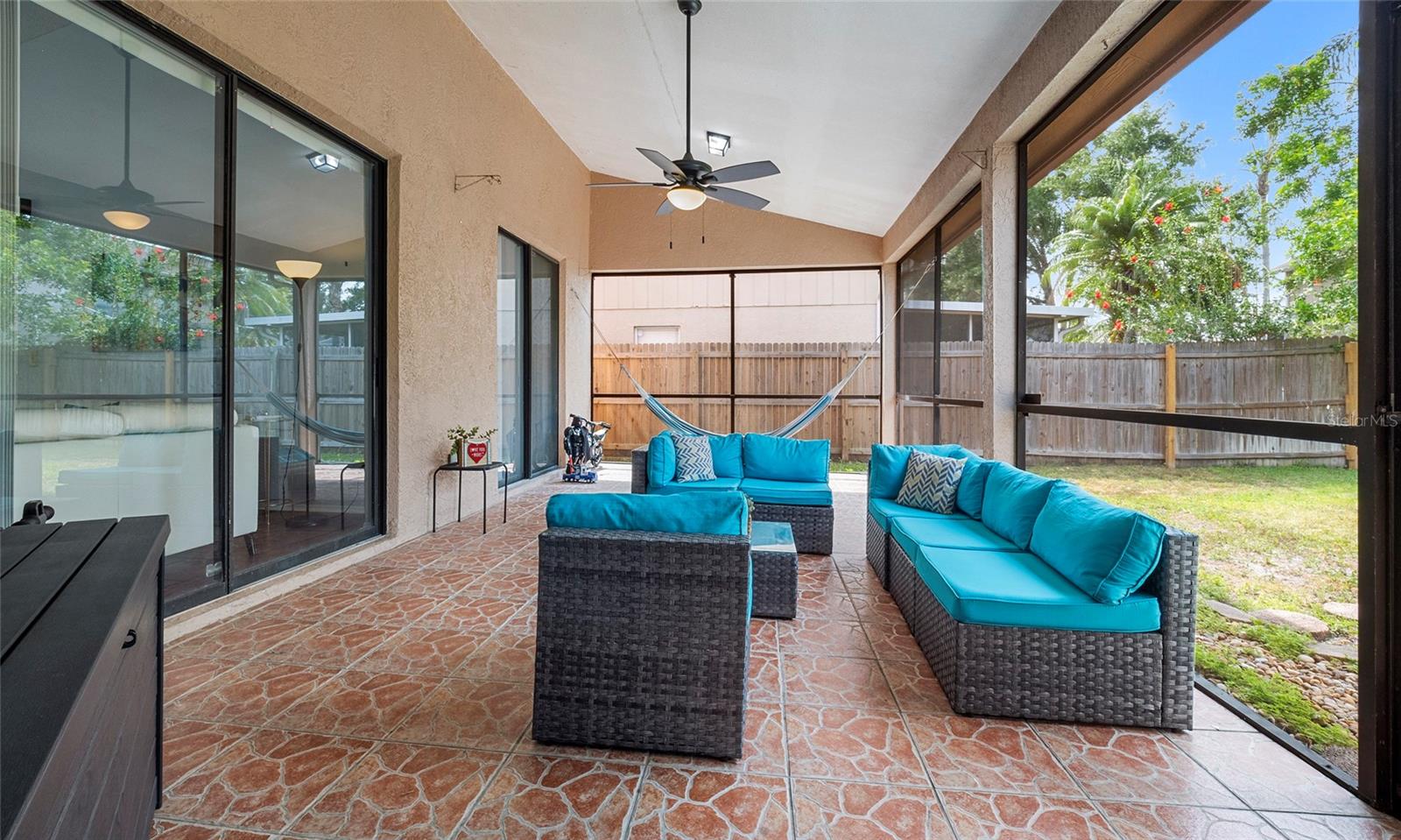 FAWN RIDGE VILLAGE H UN 2 - Residential