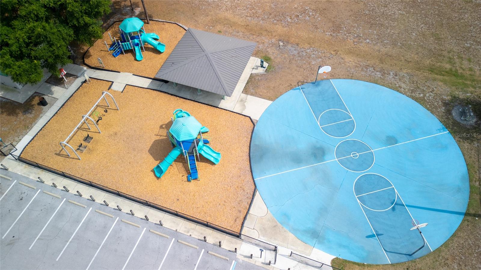 FAWN RIDGE VILLAGE H UN 2 - Residential