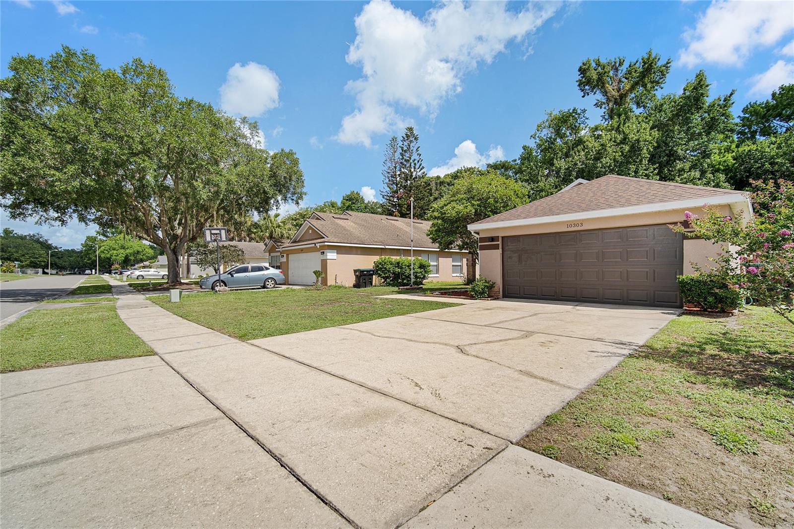 10303 WINDING CREEK LANE