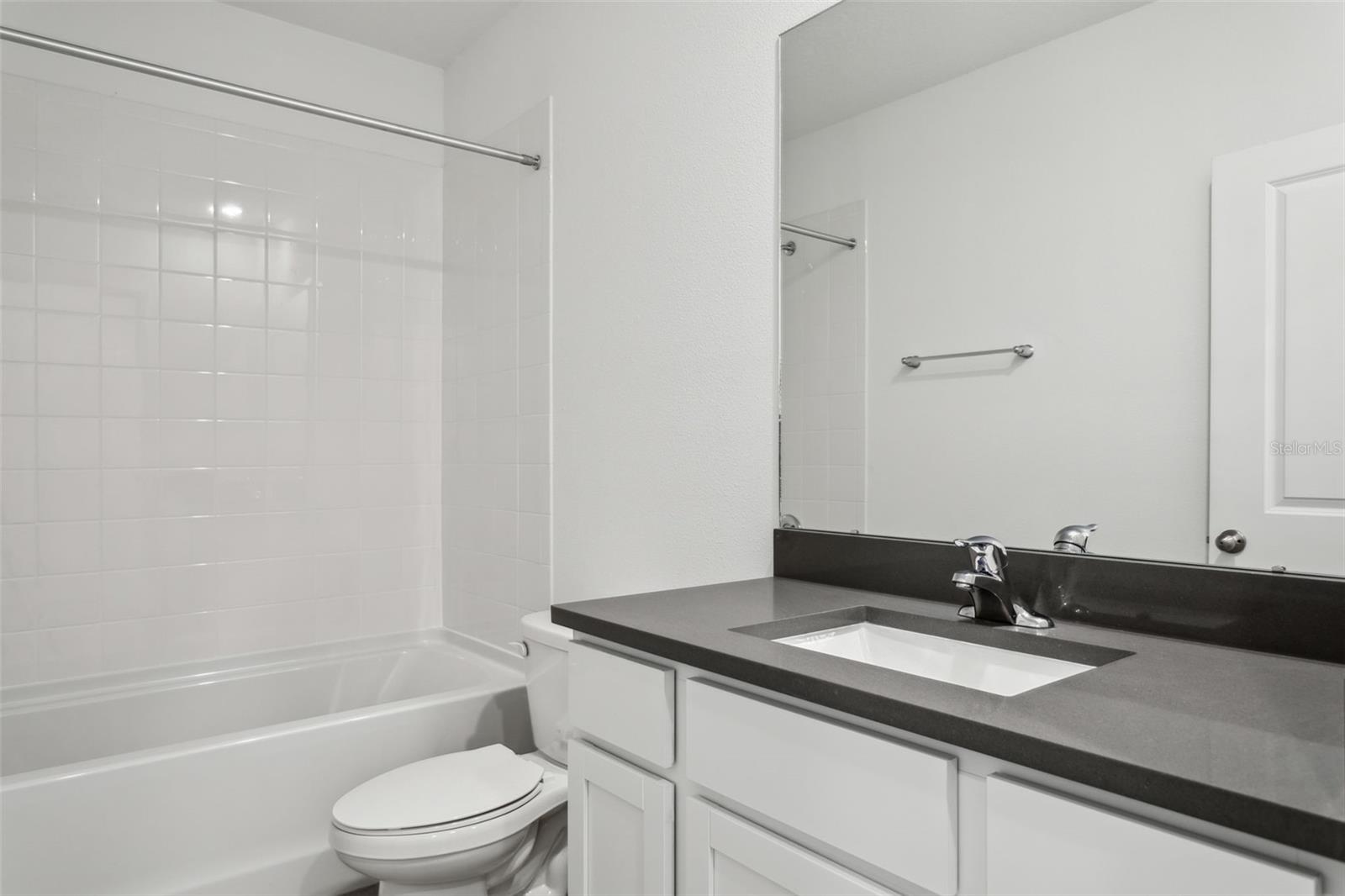 SALEM TWNHMS - Residential Lease