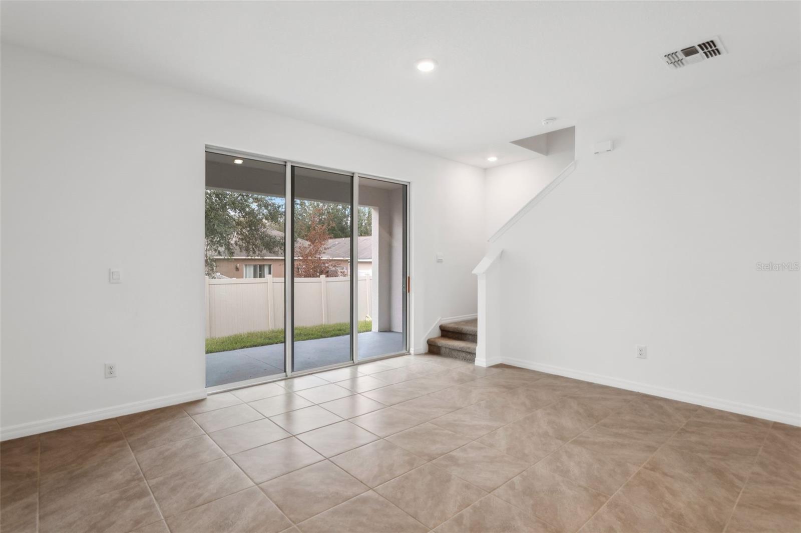 SALEM TWNHMS - Residential Lease