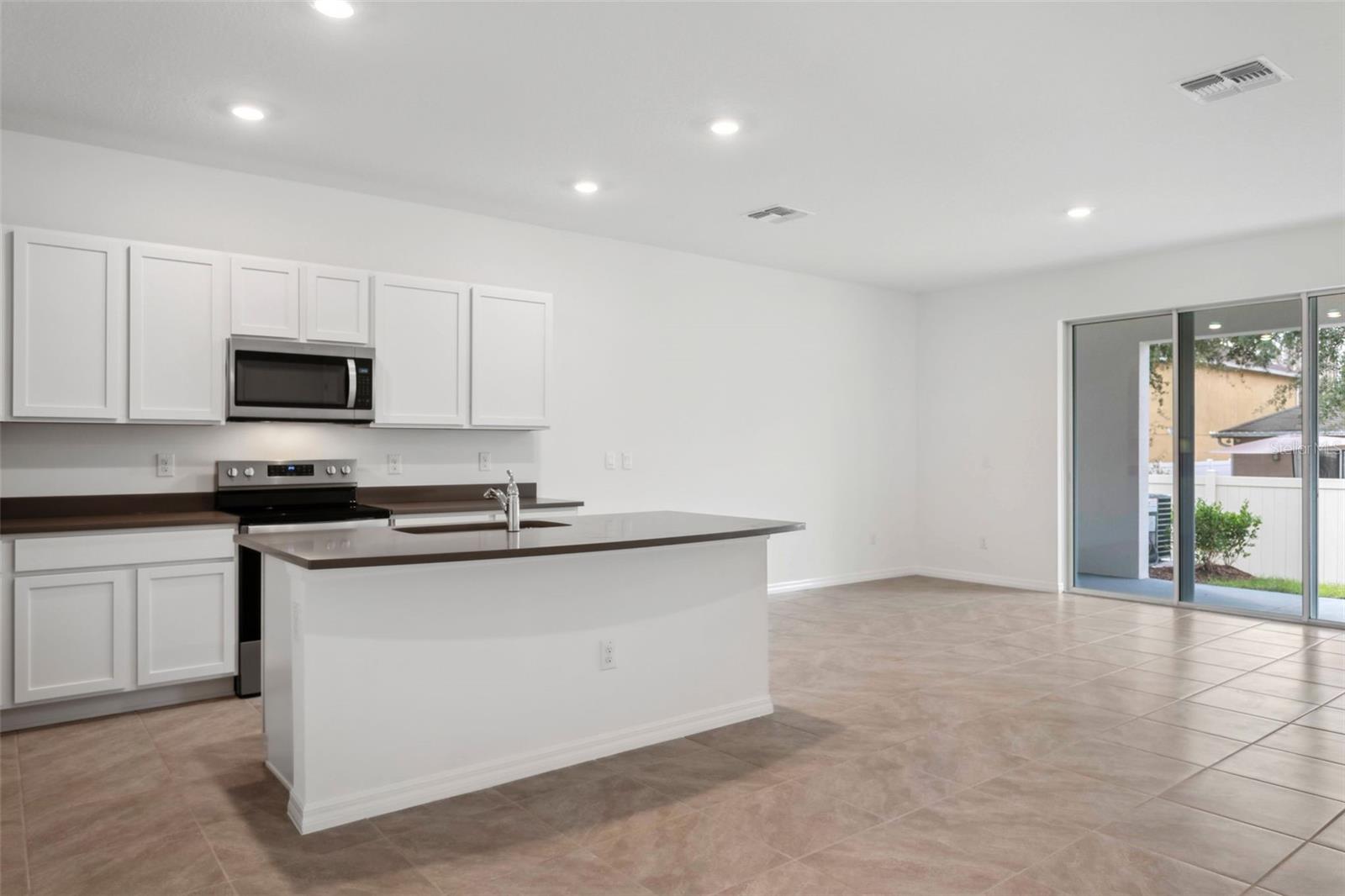 SALEM TWNHMS - Residential Lease