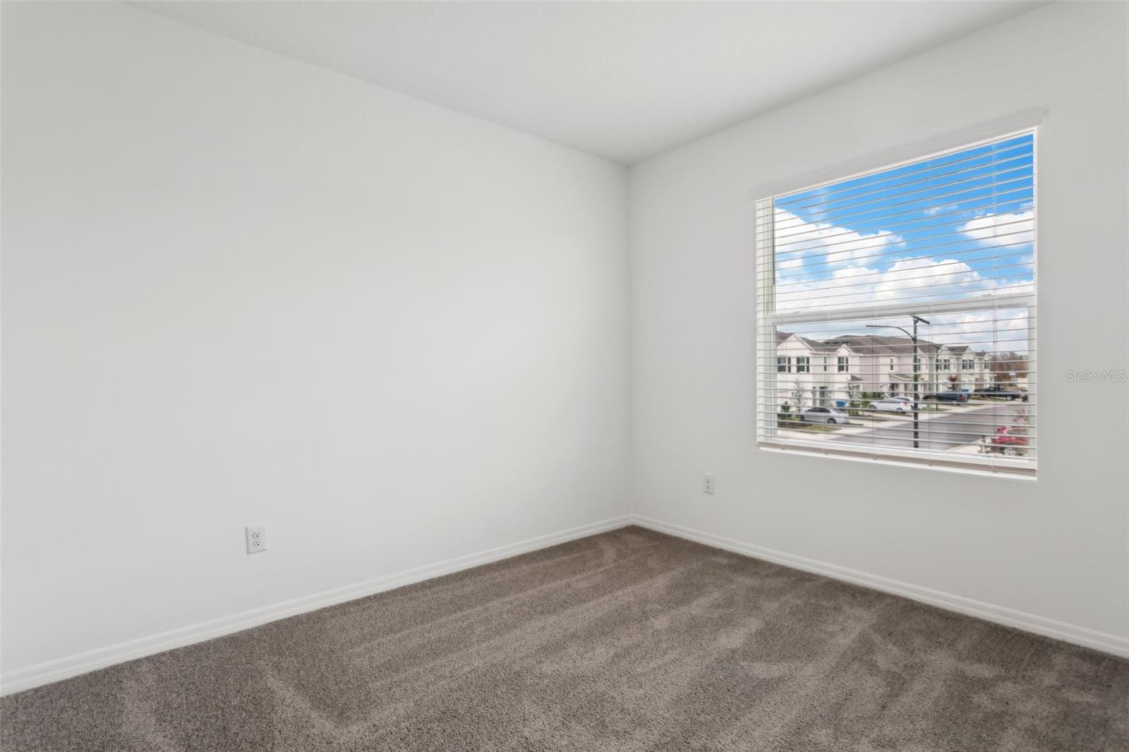 SALEM TWNHMS - Residential Lease