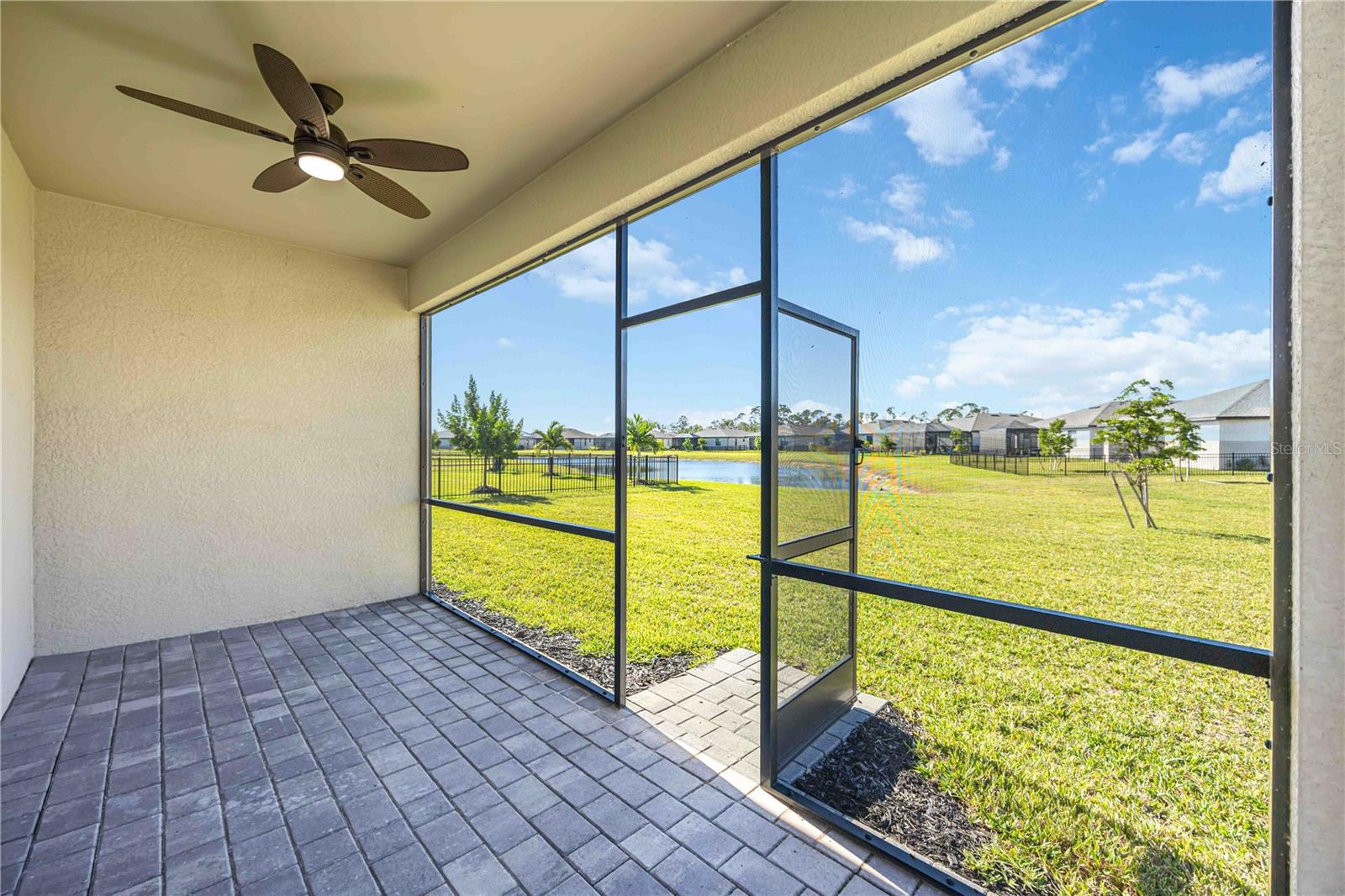 BISCAYNE LNDG NORTH - Residential