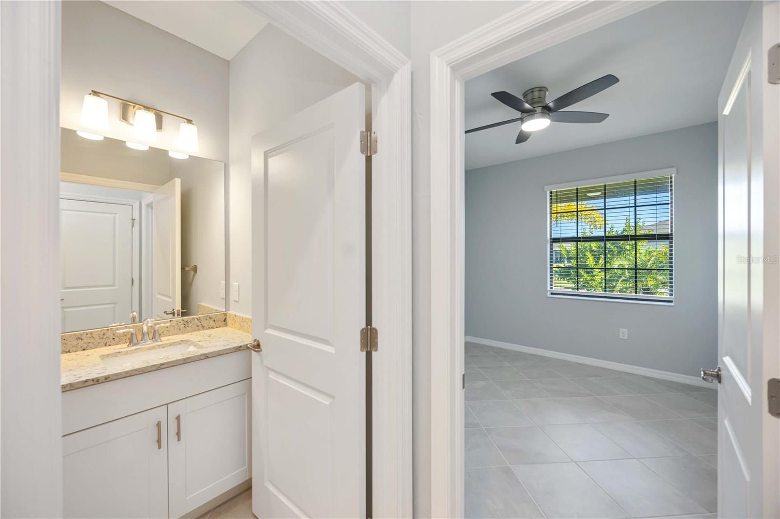 BISCAYNE LNDG NORTH - Residential